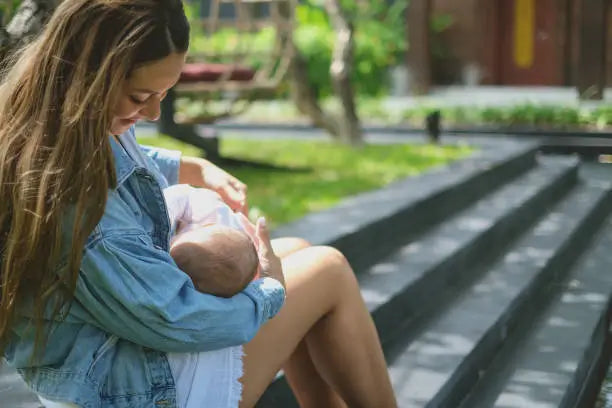 breastfeeding which side