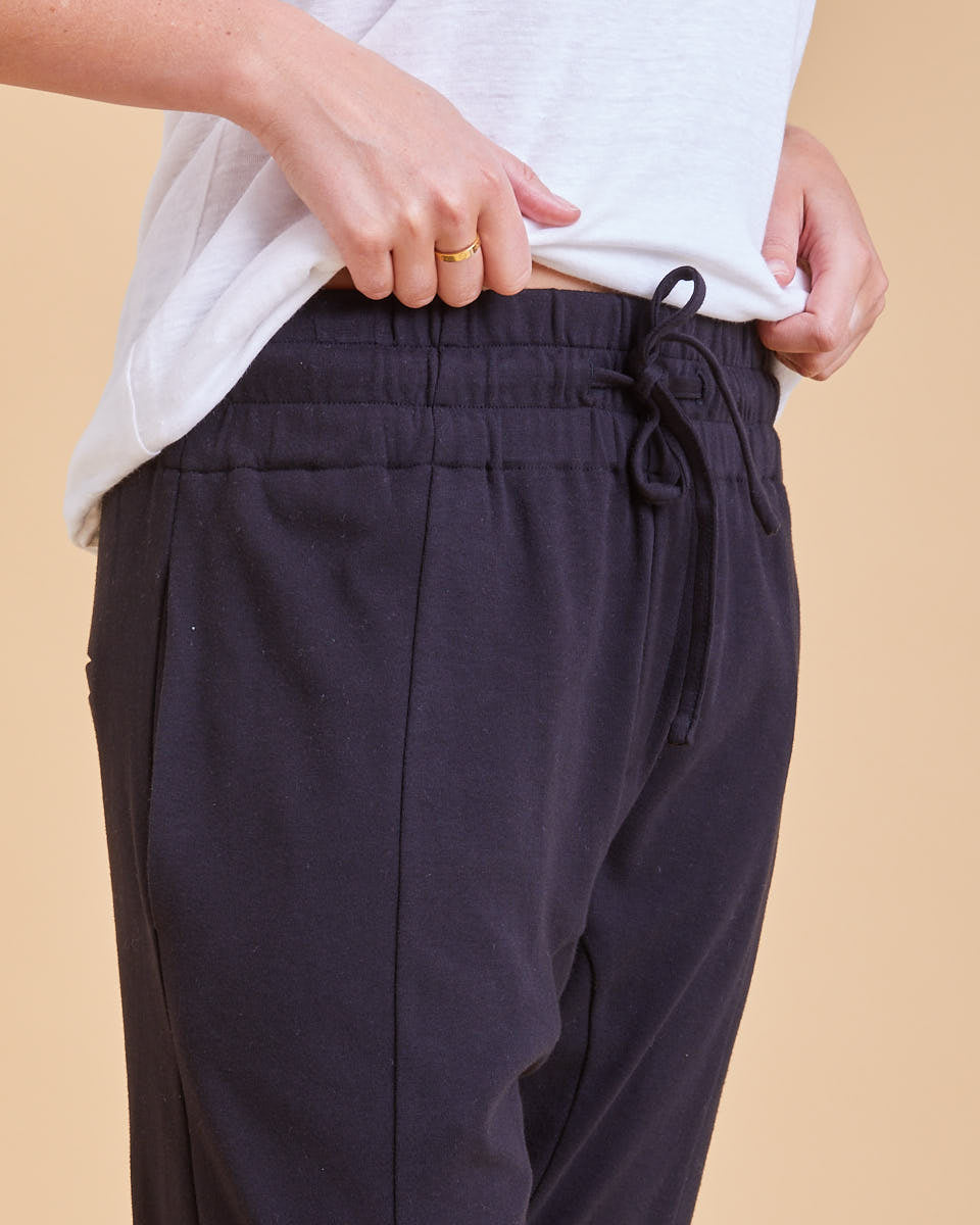 Relaxed Postpartum Pants - Black - Peachymama